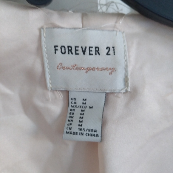 Cropped jacket - Picture 2 of 2